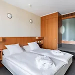Hotel Cornavin Geneve